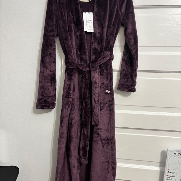 women's robe - Picture 3 of 6